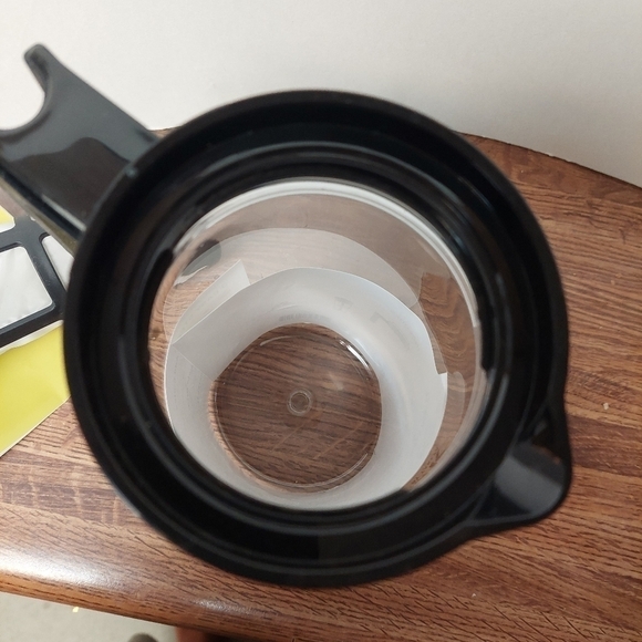 Freshlok by Takeya Cold Brew Coffee Maker - Picture 5 of 7